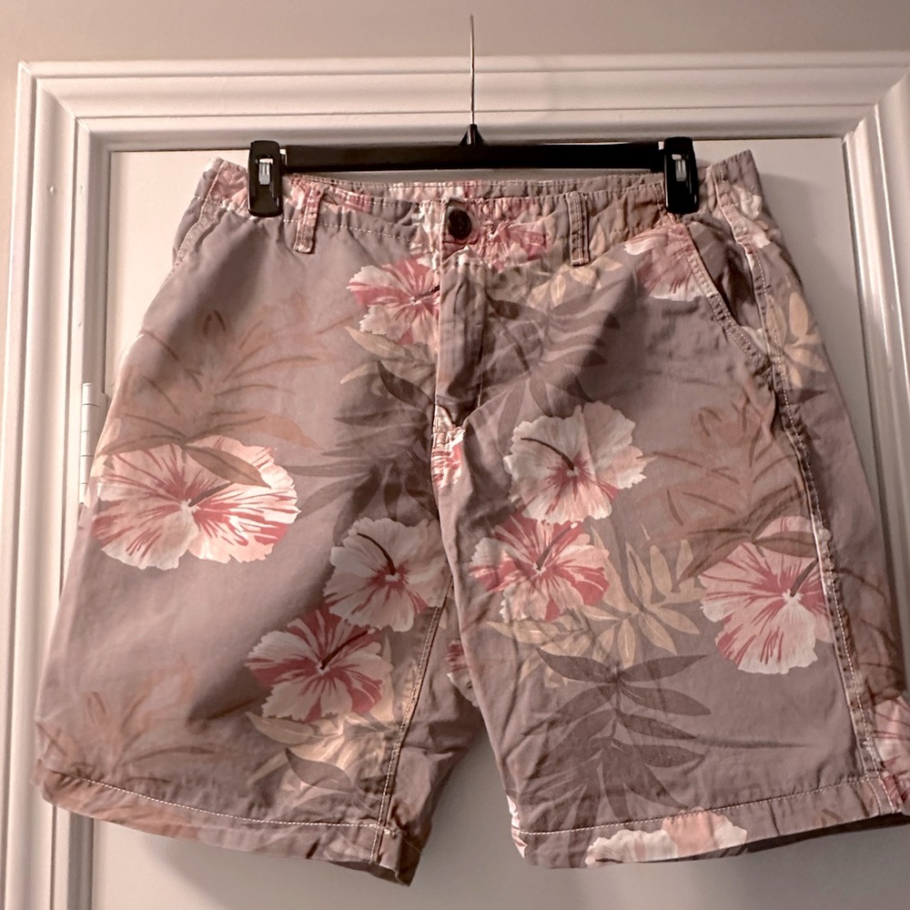Item: Shorts, Brand: Aeropostale, Size: 34, Color: Gray/ Floral Print